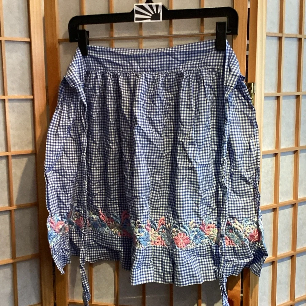 Vintage Handmade Blue and White Gingham Half Apron with Floral Embroidery